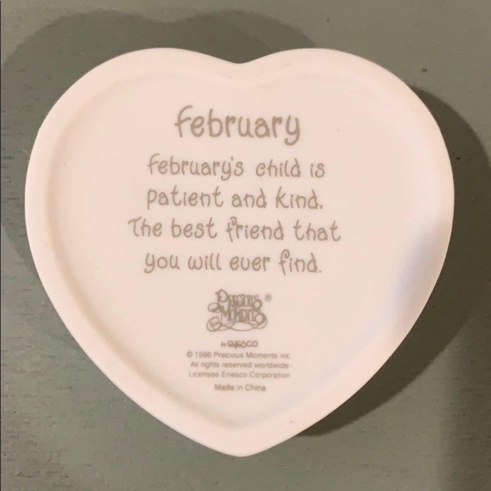 Precious Moments Figure - Picture 4 of 8